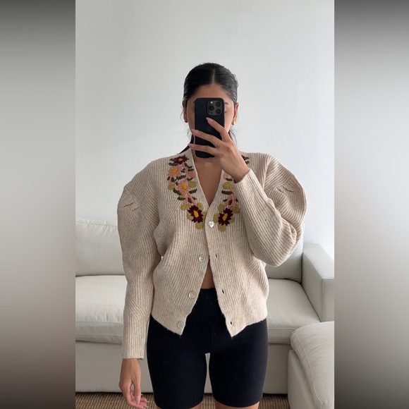NEW floral cardigan - Picture 3 of 3